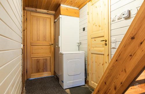 Sirkka Villa | Baron's Cabin by Hilla Villas