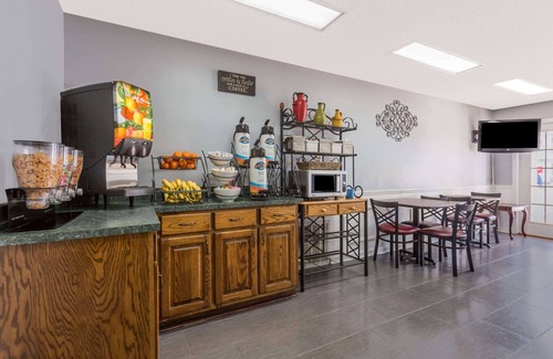 Albany Hotel | Baymont by Wyndham Albany at Albany Mall