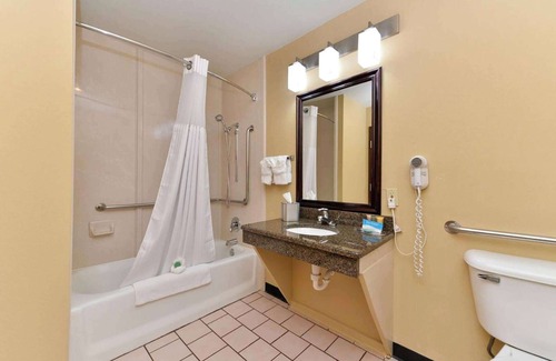 Ardmore Hotel | Baymont by Wyndham Ardmore I-35
