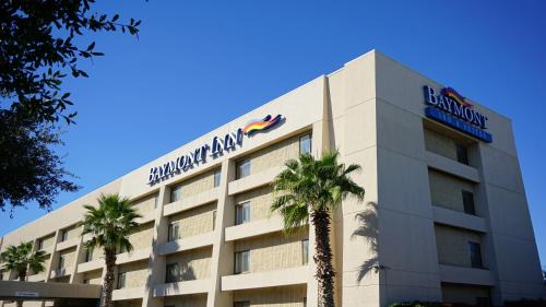 Arlington Hotel | Baymont by Wyndham Arlington At Six Flags Dr