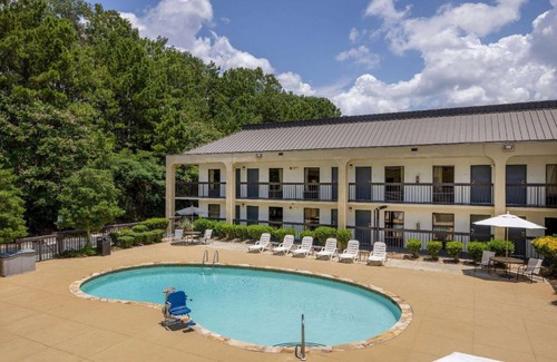 Columbus Hotel | Baymont by Wyndham Columbus GA