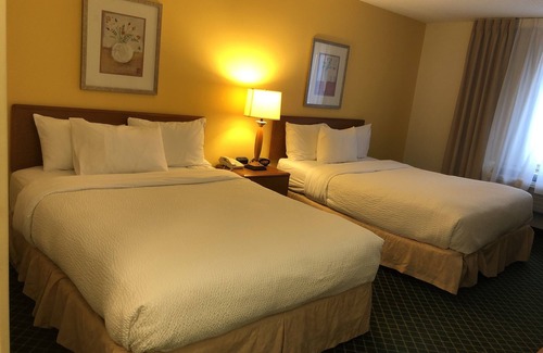 Coon Rapids Hotel | Baymont by Wyndham Coon Rapids