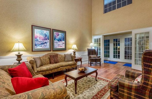 Easley Hotel | Baymont by Wyndham Easley Greenville