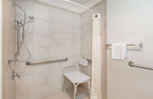 Hot Springs Hotel | Baymont by Wyndham Hot Springs