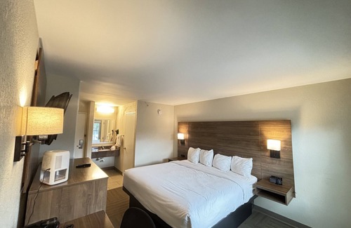 Lake Park Hotel | Baymont by Wyndham Lake Park Valdosta I-75