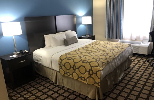 Latham Hotel | Baymont by Wyndham Latham Albany Airport