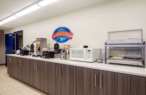 Tri-Cities Hotel | Baymont by Wyndham Tri-Cities/Kennewick WA