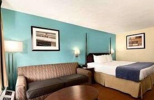 Florence Hotel | Baymont Inn & Suites Florence by Wyndham