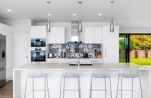 Paihia Cottage | Bayview Apartment - Paihia Holiday Apartment