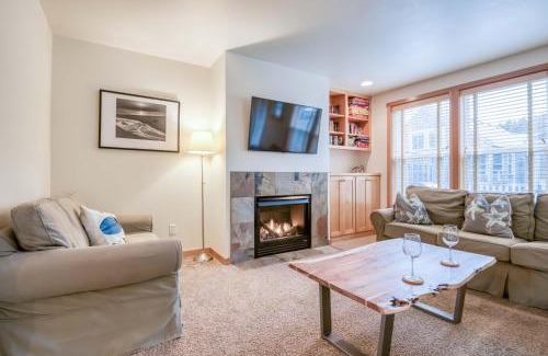 Shorepine Village House | Beach Break