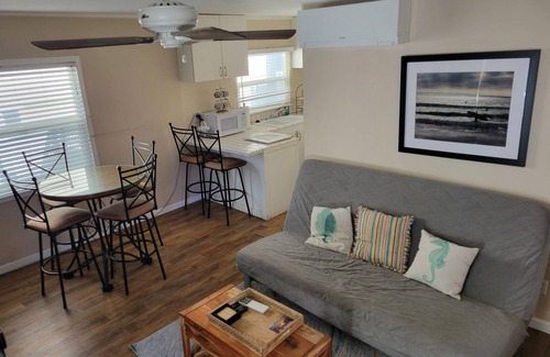 Mission Beach Cottage | Beach Cottage - 4th from Ocean, Private Patio, Ocean View, now with A/C