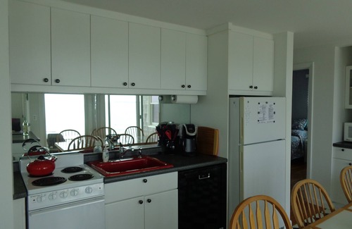 Wellfleet Cottage | Beach front Cottage, close to downtown - Private Beach and Great Water views