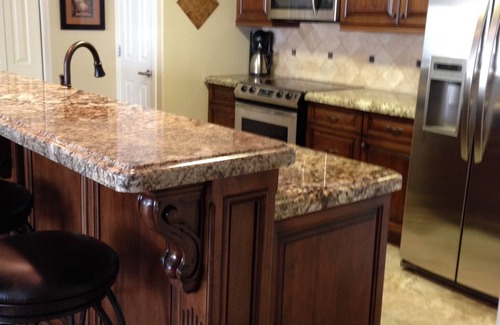Lake Havasu City Condo | Beach Front Luxury Condo near Lake Havasu's London Bridge