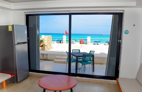 Punta Cancun Apartment | Beach front Villa, great location, steps from the beach!