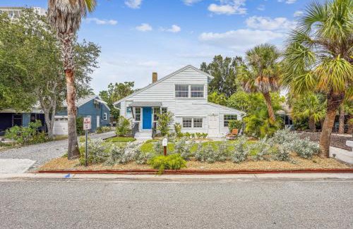 St. Pete Beach House | Beach House on the Sand