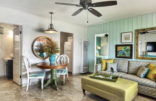 San Clemente Villa | Beachcomber Inn