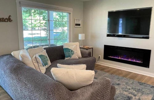 New Buffalo House | Beachcomber