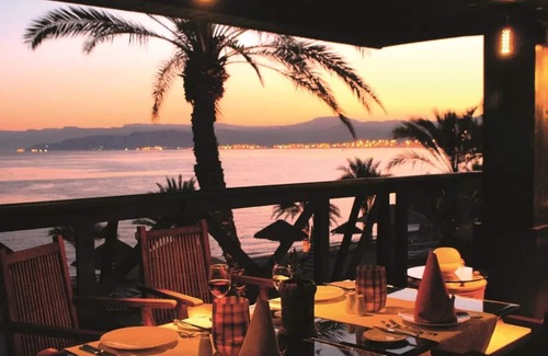 Aqaba Apartment | Beachfront Apartment with Fantastic Red Sea View, Close to Downtown