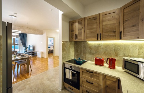 Boreti Apartment | Beachfront Luxury Apartment in Budva