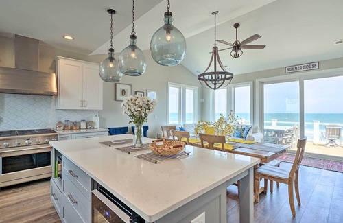 Topsail Beach House | Beachfront Oasis w/2 Large Decks, BBQ & Views!