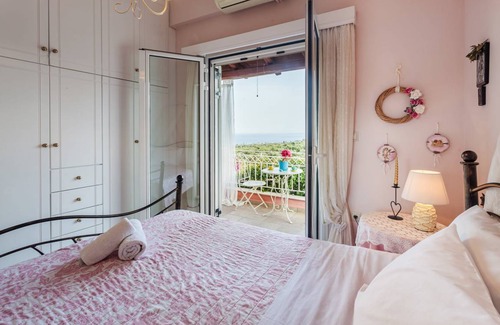 Messini House | Beachfront Panoramic Seaview - Galini Estate