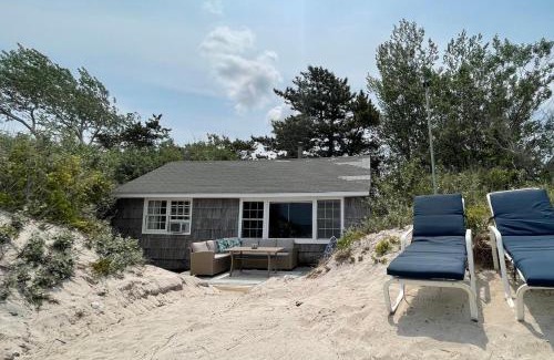 Wading River House | Beachfront Romance: Rustic Home w/Private Beach