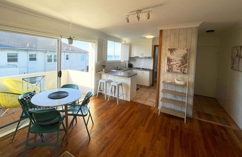 Cronulla Apartment | Beachside Apartment @Blackwoods Beach