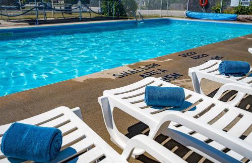 Wasaga Beach House | Beachside Cabins