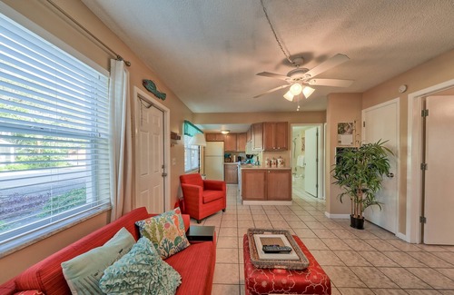 Indian Rocks Beach Condo | BeachTrail Lodging