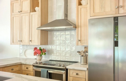 Antoneys Cay House | Beachy and Sophisticated 3-Bed, 3.5-Bath Beachfront Townhome at Watercolors F5