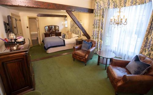 Crickhowell Hotel | Bear Crickhowell