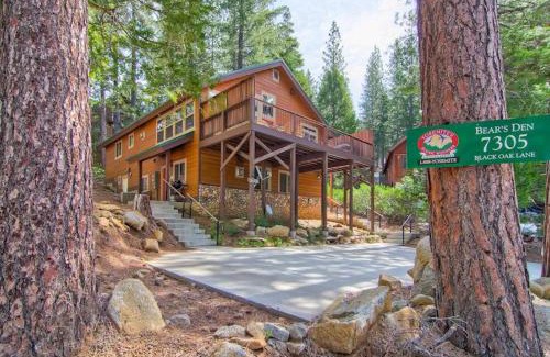 Yosemite West House | Bears Den & Little Bear