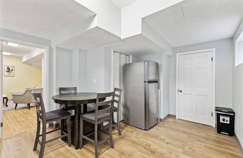 Silver Spring Apartment | Beautiful 1 bedroom Basement marvelous Downtown Silver Spring