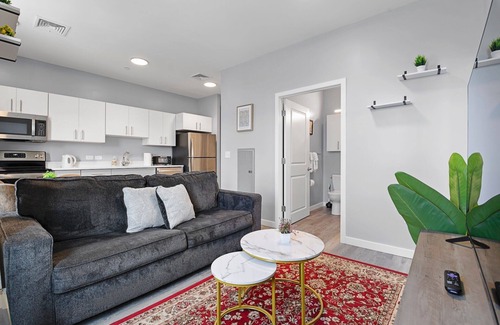 Everett Apartment | Beautiful 1BR Near Encore Boston 3775