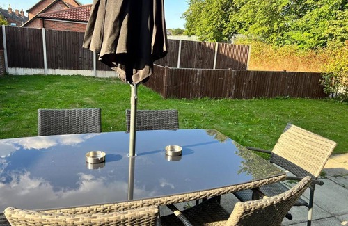 Lincoln House | Beautiful 2-bed House in Lincoln