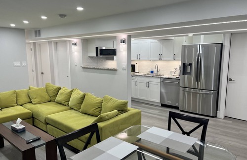 Jasper Place House | Beautiful 3 Bedrooms with 2 Baths