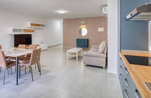 Mellieha Apartment | Beautiful 3BR Apt with Balcony & Roof Pool Access