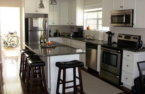 North Wildwood House | Beautiful 4 BR/3 full bath Gold Coast House 2 blocks to Beach!