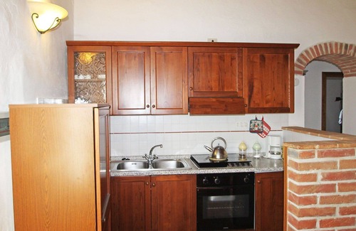 Rapolano Terme Villa | Beautiful apartment in villa for 4 people with WIFI, pool, TV and patio