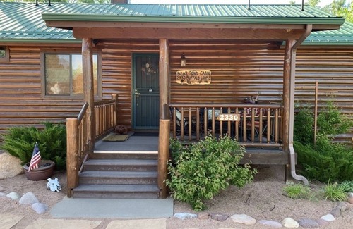 Heber Cabin | Beautiful Bear Pond Cabin WiFi, Dish Satellite, horseback riding