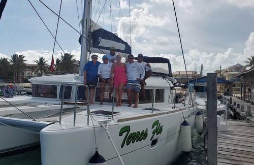 San Pedro Boat Rental | Beautiful Catamaran in San Pedro on the Caribbean