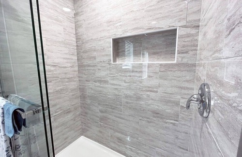 Cleveland Heights House | Beautiful Cozy *New Build Home* - Pet Friendly