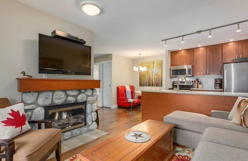 Whistler Creekside Condo | Beautiful Creekside Lake Placid Lodge Coach House with hot tub and heated pool