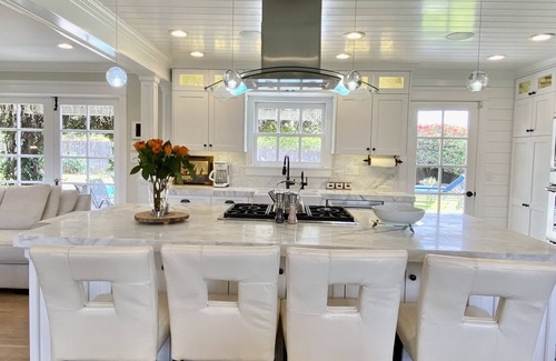 North Tustin House | Beautiful Family Home! Pool, Spa, Large Private Backyard Near Disneyland & Beach