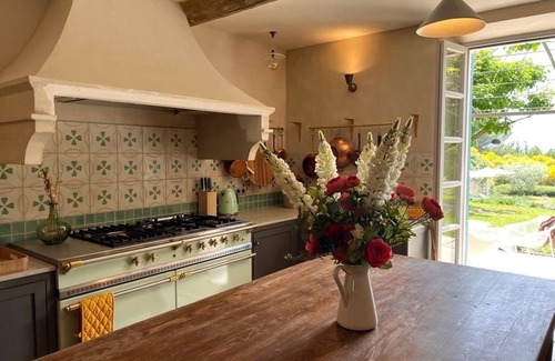 Mormoiron Other | Beautiful farm house with stunning views and infinity pool
