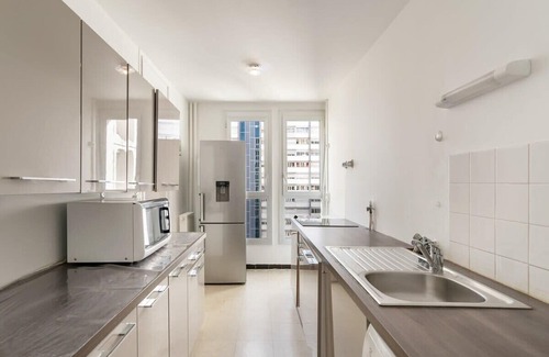 13th Arrondissement Apartment | Beautiful flat for 6p near Place D'Italie