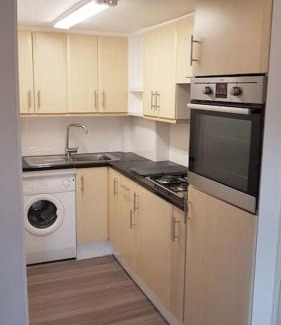 Rochester East Ward Apartment | Beautiful holiday studio in the heart of Rochester