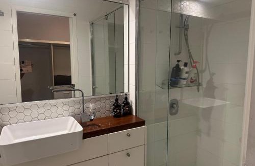 South Brisbane Hotel | Beautiful Hotel Rooms Free Parking