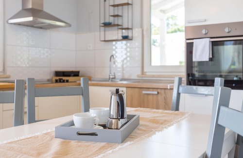 Peroj Villa | Beautiful house 20 meters from sea, free Wi-Fi