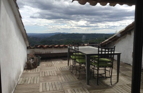 Brujas House | Beautiful House With Pool Looking Out To The Hills